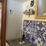 Tinnyhouse Apartment