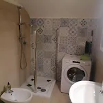 Tinnyhouse Apartment Naples